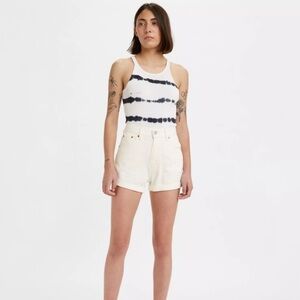 Levi's White Jean A line mom shorts